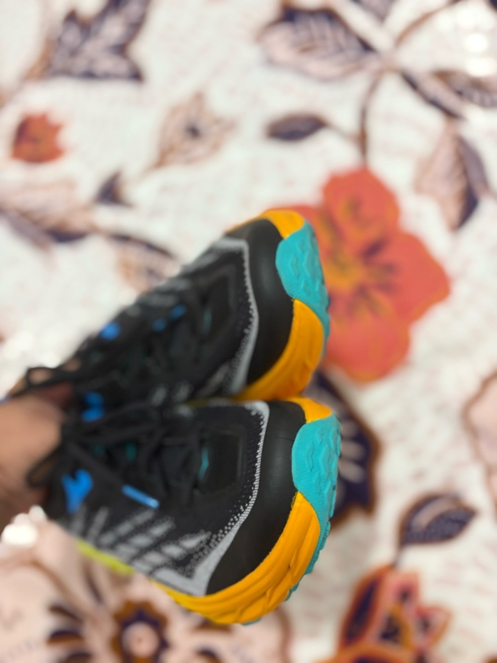 HOKA ONE ONE Speedgoat 5 Black Evening Primrose Trail Running Sneaker Size 9.5B - Picture 4 of 7